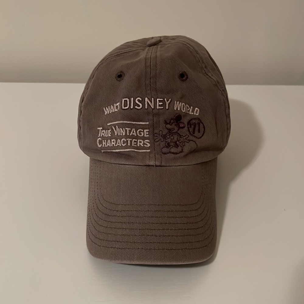 Walt Disney World The Vintage Characters Mickey Mouse Cap